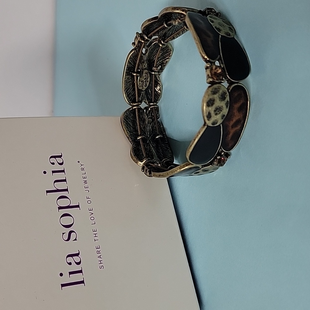 Lia Sophia “Wild Thing” Gold Tone Cheetah Print & Cut Crystals Stretch B… - Picture 2 of 9